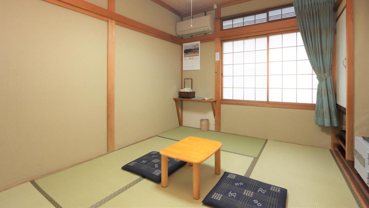 Minshuku Iwatakan Takayama (Gifu) Exterior foto