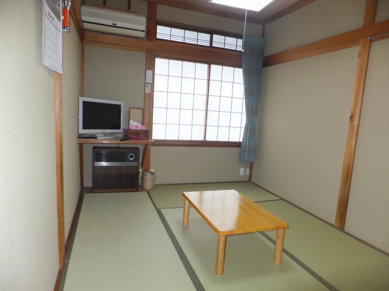 Minshuku Iwatakan Takayama (Gifu) Exterior foto